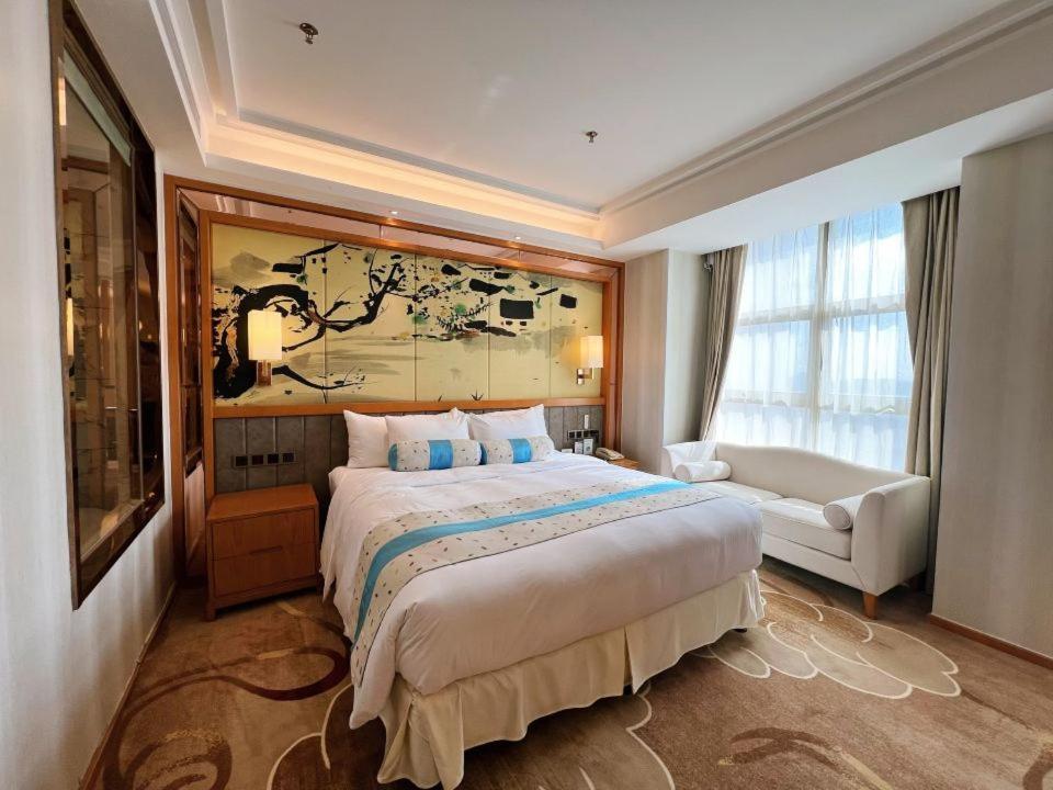 Menshine Gloria Plaza Hotel Шаньтоу Екстер'єр фото